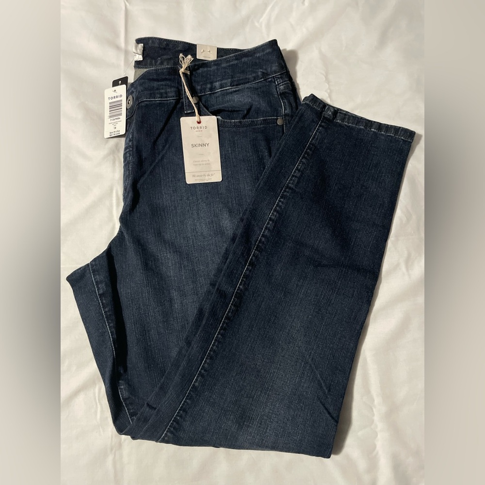 NWT Torrid Jeggings 18